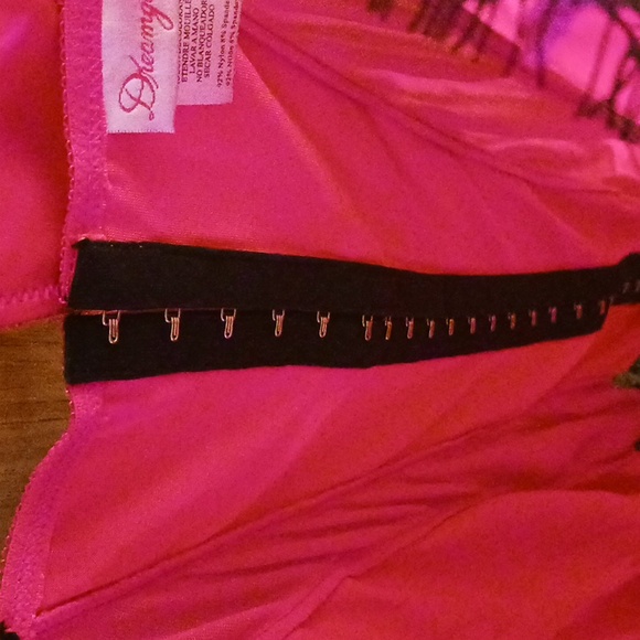 DREAMGIRL GARTER BELT BABYDOLL NWT, 1X/2X,PINK, W/PANTIES, VALENTINES DAY - Picture 4 of 7